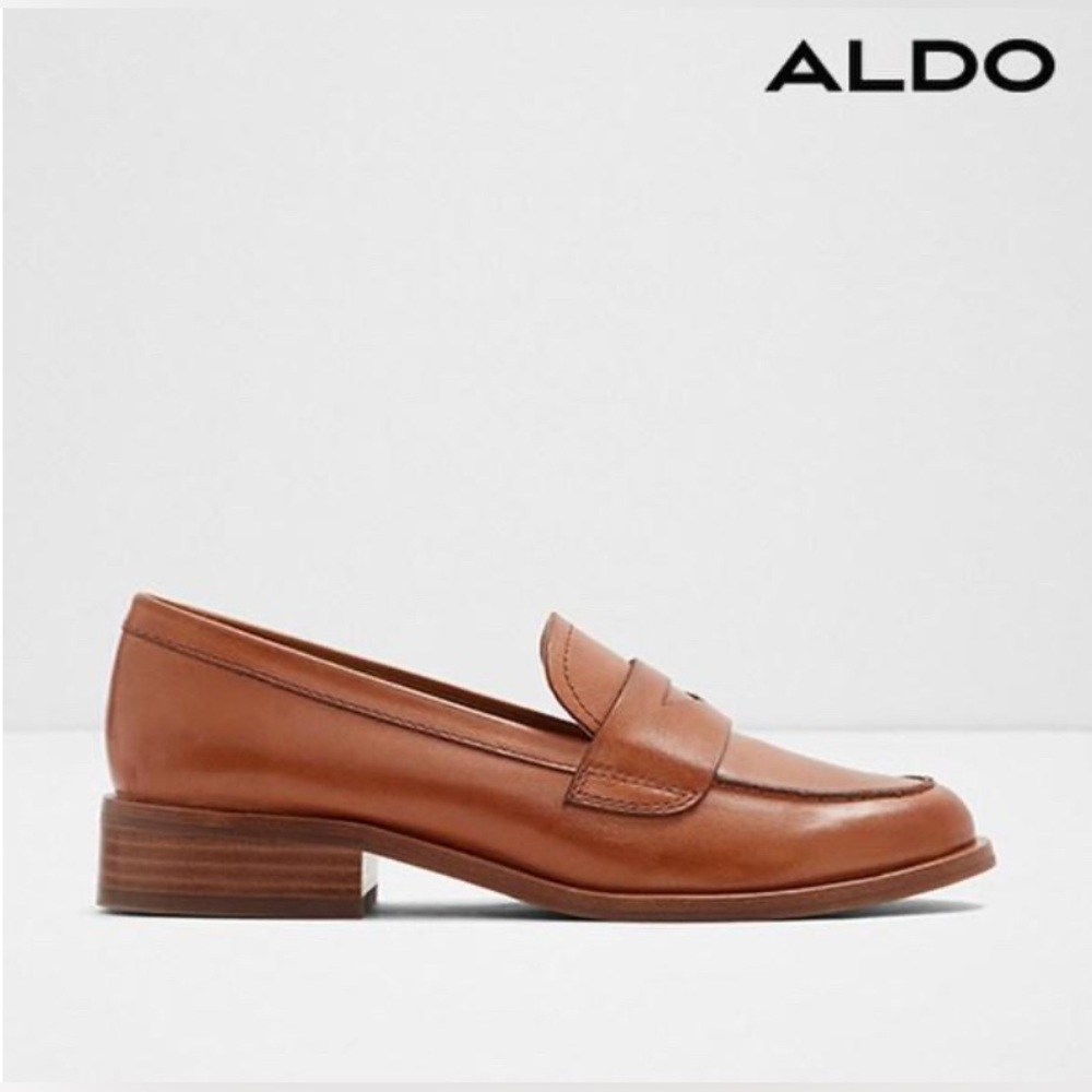 Women’s cognac Aldo loafers size 6